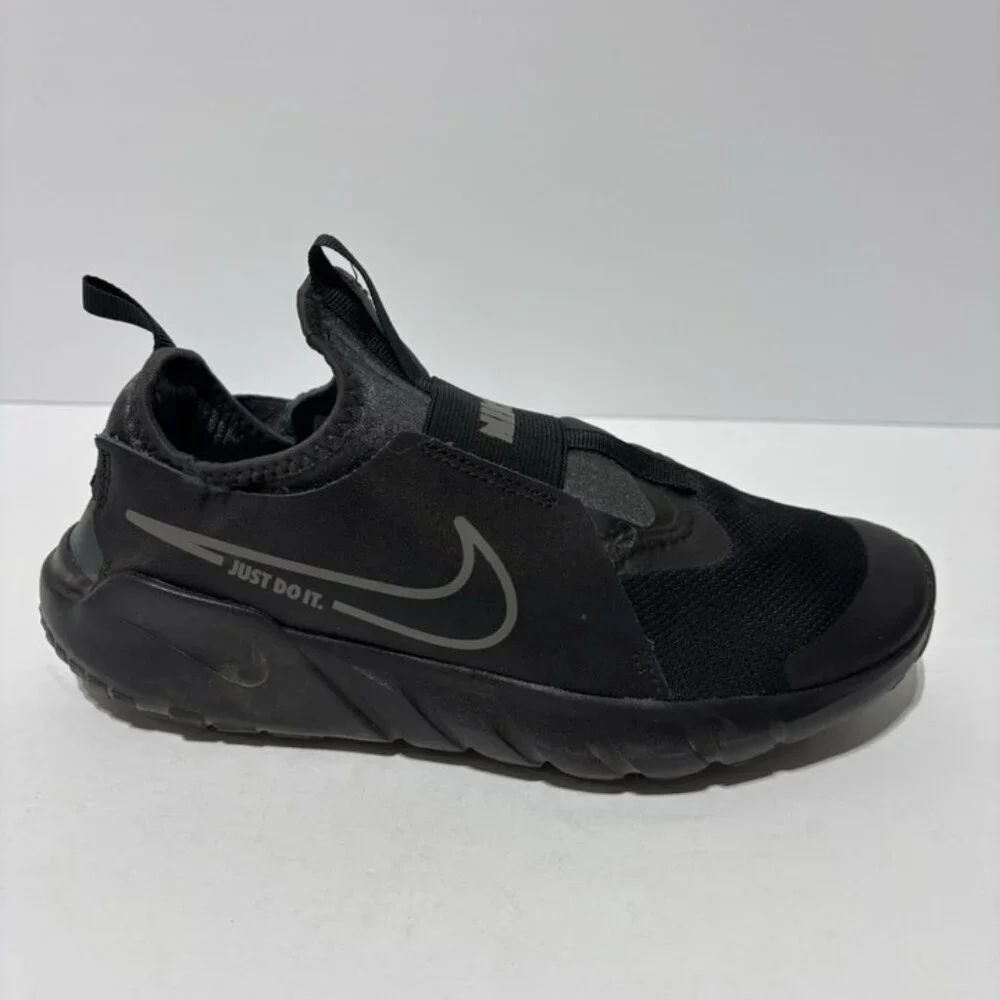 Nike Youth Flex Runner 2 Black Running Shoes, Girls’ Size 6.5Y